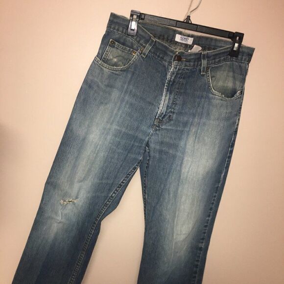 Old Navy Bootcut Distressed Jeans 34X32 - Picture 1 of 7